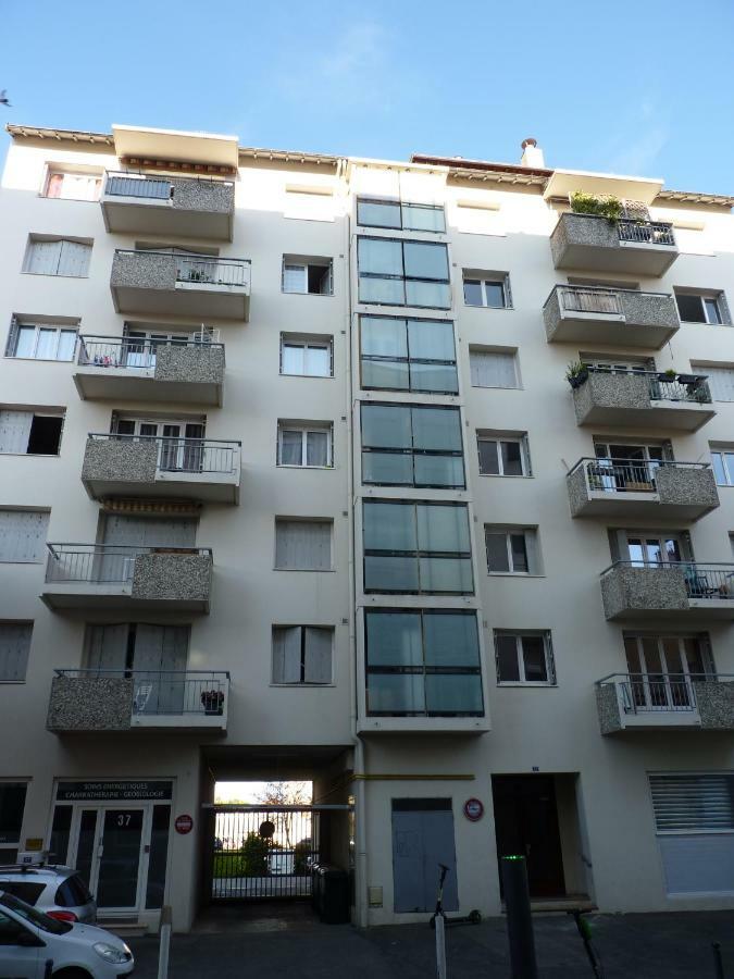 Charmant 3 Pieces 10 Min De Lyon Villeurbanne Exteriér fotografie